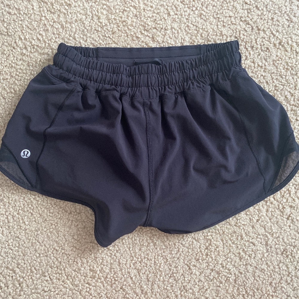 Lululemon hotty hot shorts size 2